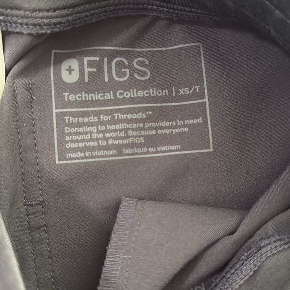 Figs Technical Collection Scrub Set - Picture 3 of 4
